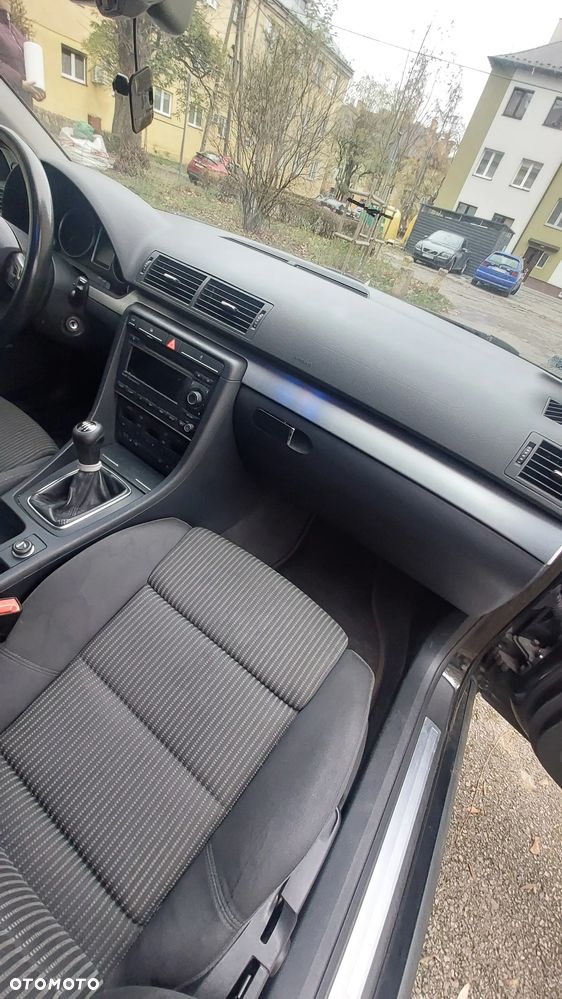 Audi A4 Avant 2.0 TDI - 12