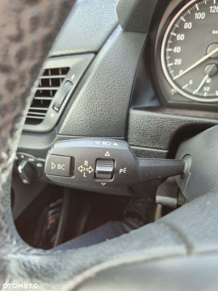 BMW X1 sDrive18i Sport Line - 19