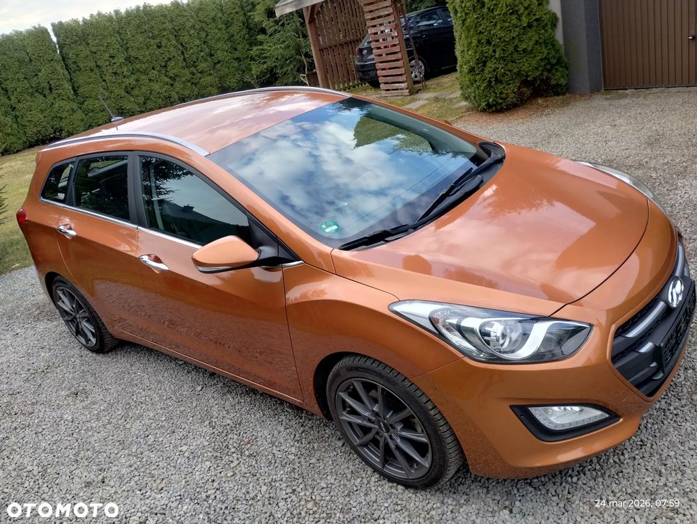 Hyundai i30 blue Kombi 1.6 GDi Trend - 3