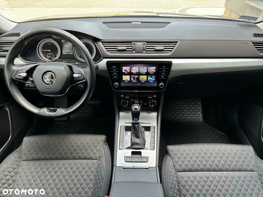 Skoda Superb - 17