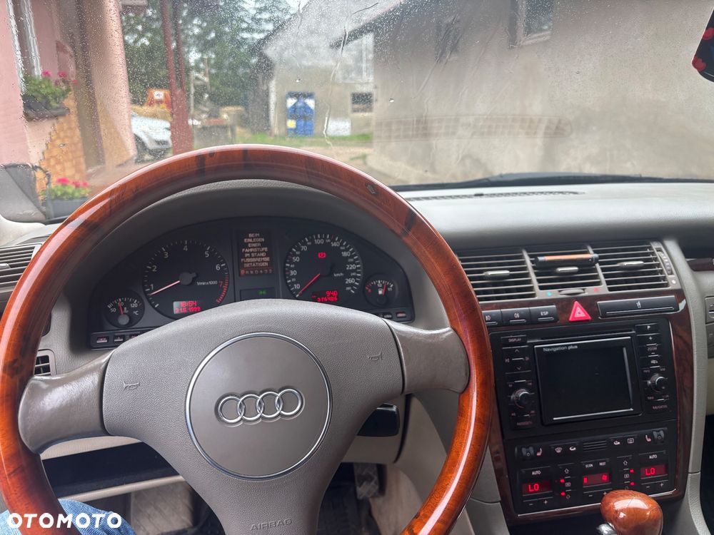 Audi A8 2.8 Quattro Tiptronic - 7