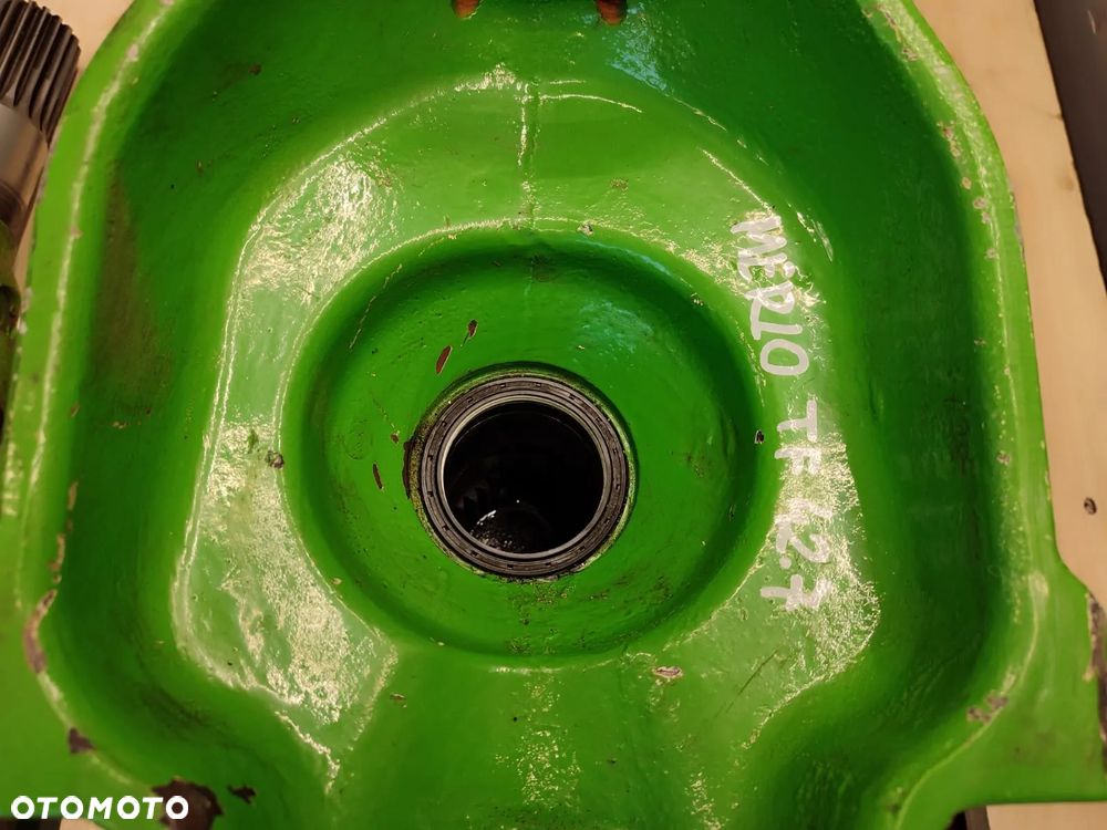 Zwolnica kompletna 10618 Merlo 42.7 TF - 9