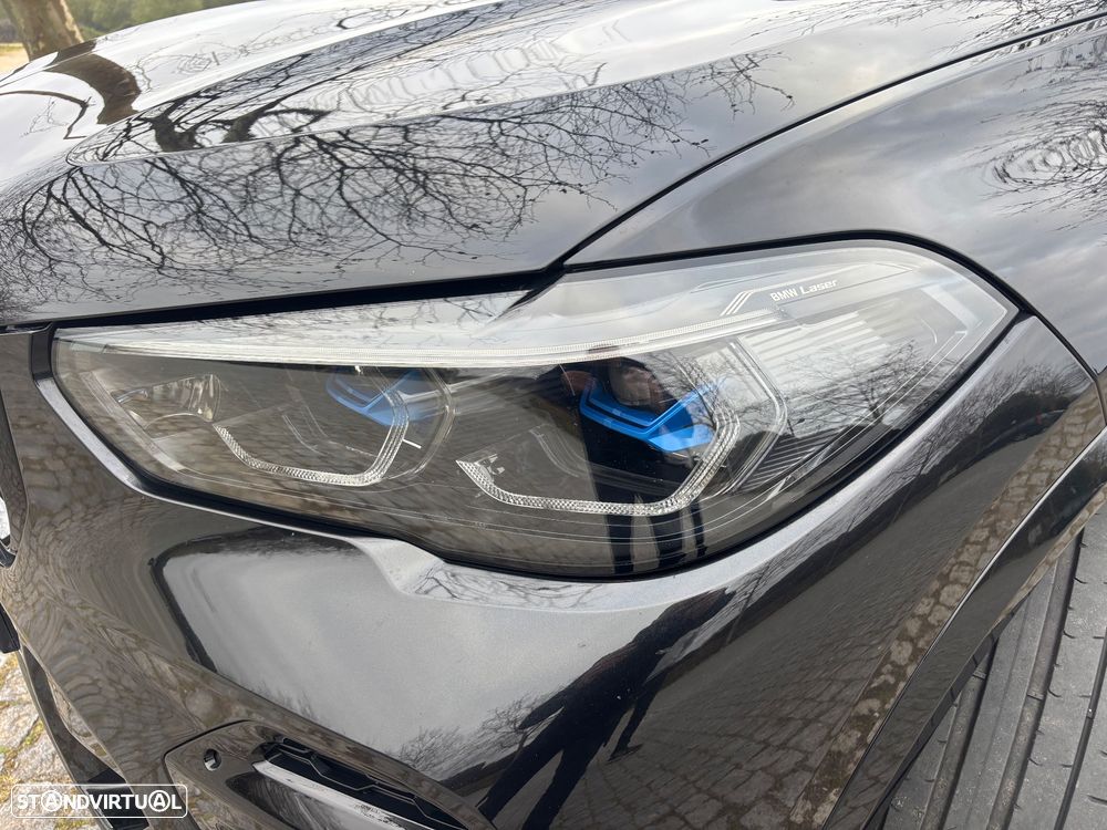 BMW X5 45 e xDrive Pack M 50 anos - 17