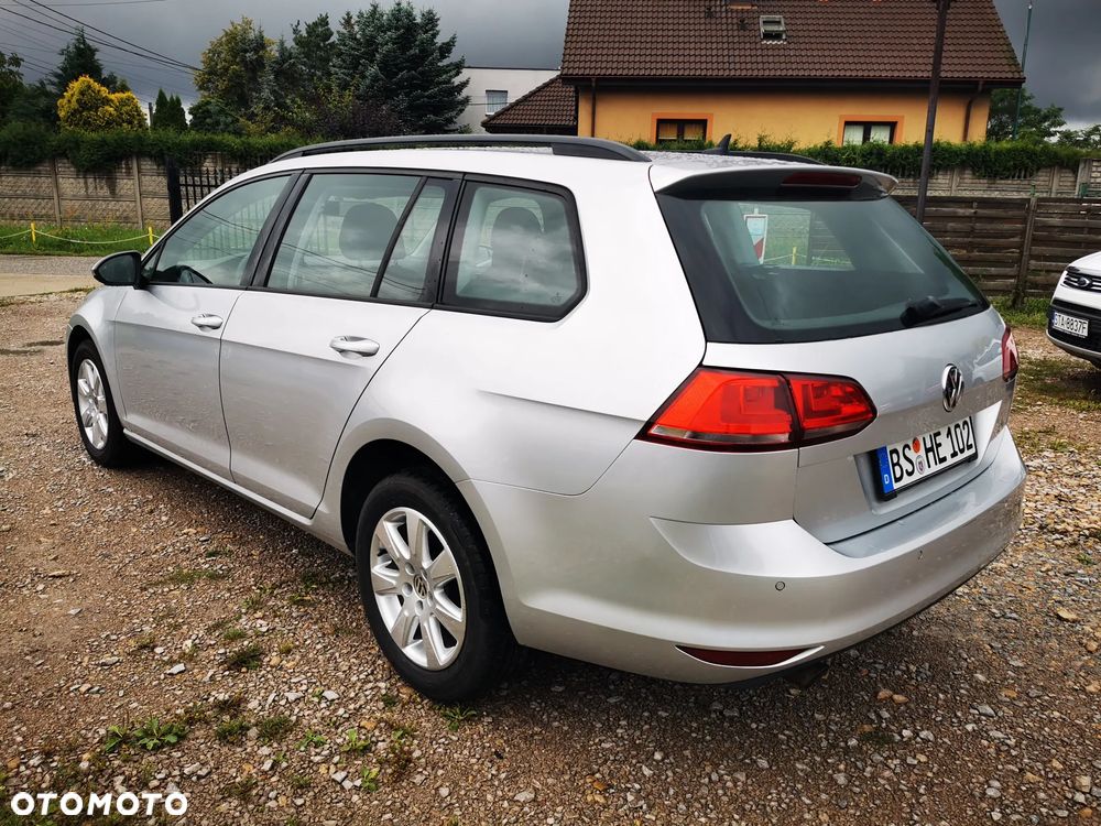 Volkswagen Golf 1.6 BlueTDI DSG Comfortline - 3