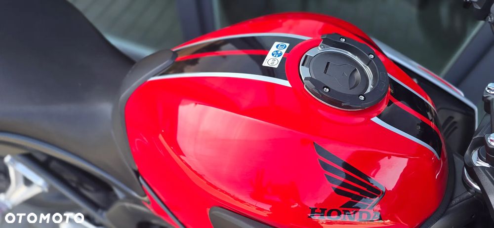 Honda CB - 19