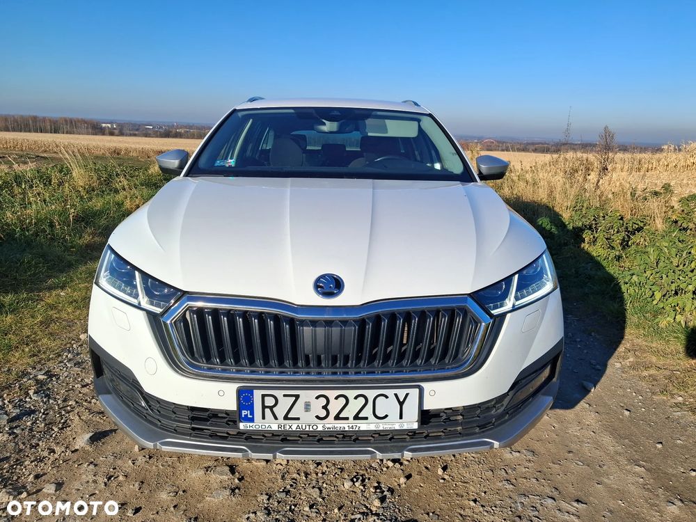 Skoda Octavia 2.0 TDI 4x4 Scout DSG - 4