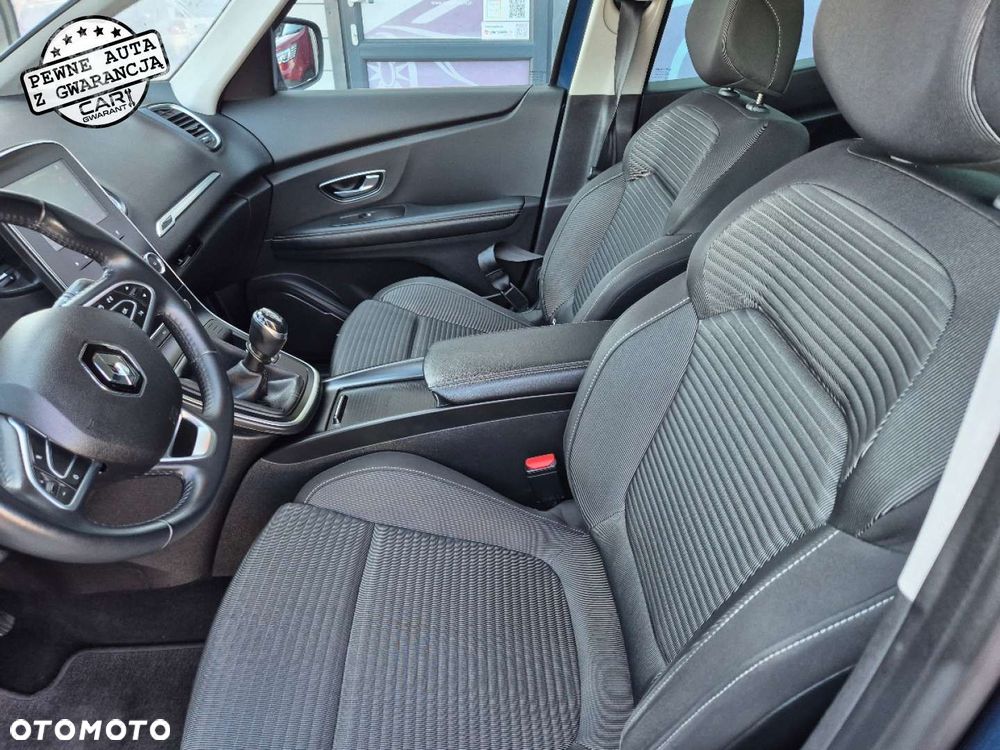 Renault Grand Scenic - 11