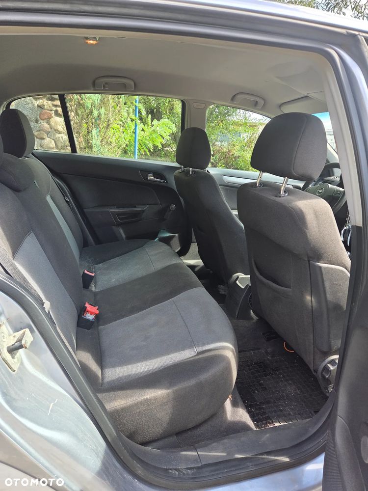 Opel Astra 1.6 Sport - 8