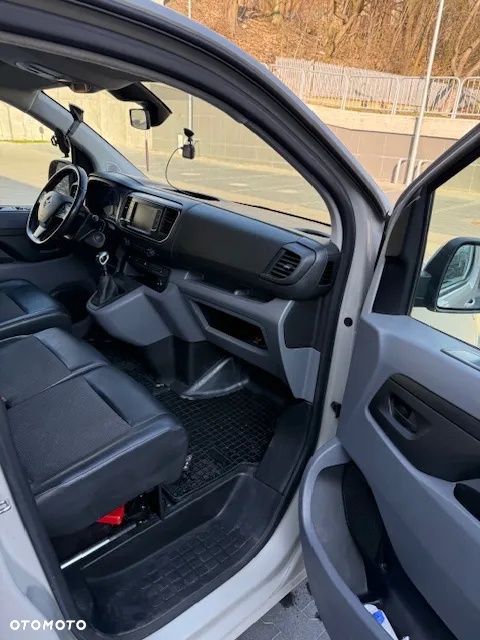 Opel Vivaro - 5