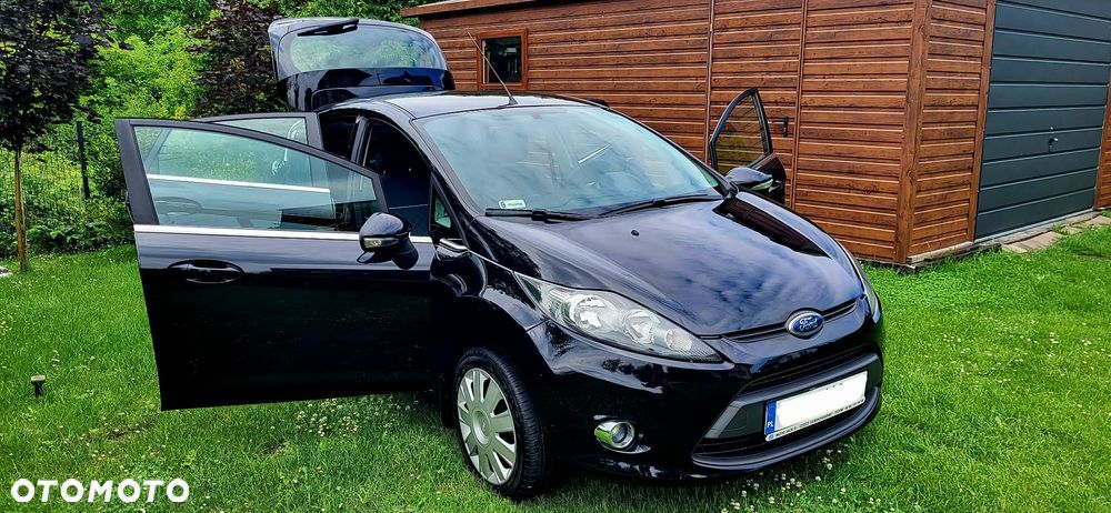 Ford Fiesta 1.25 Silver X plus EU5 - 1