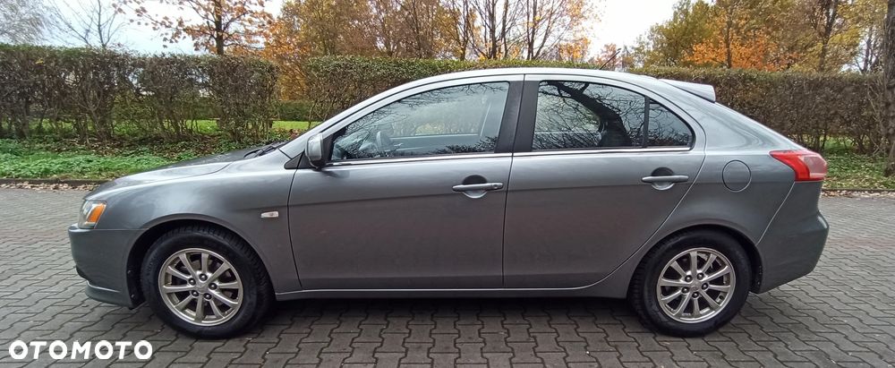 Mitsubishi Lancer - 3