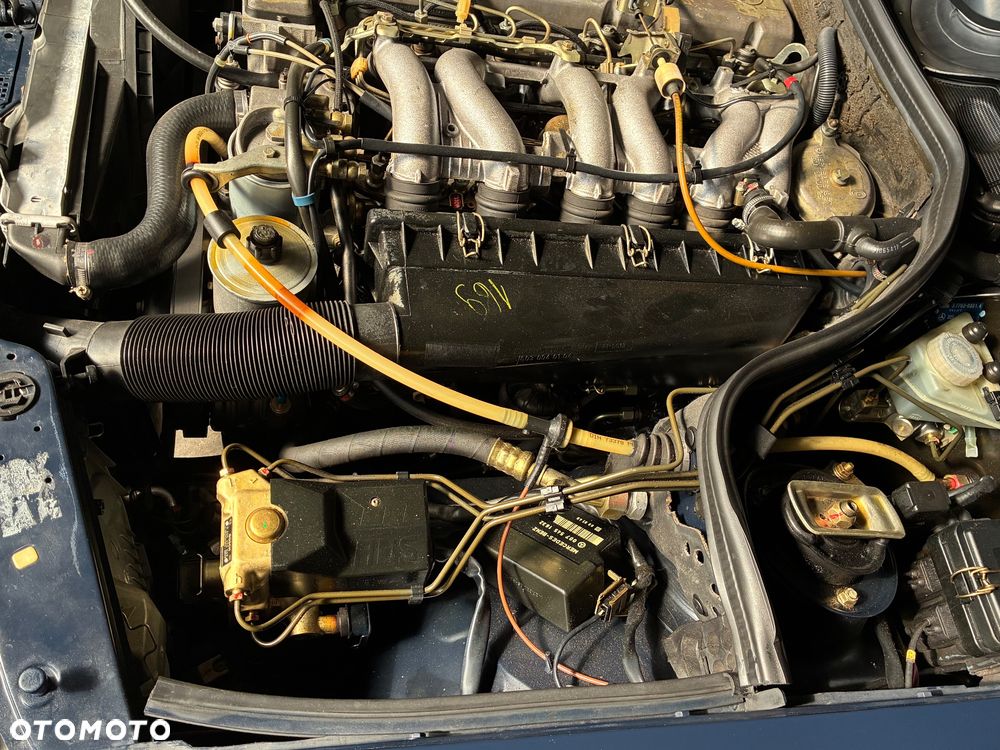 Mercedes-Benz W124 (1984-1993) - 33