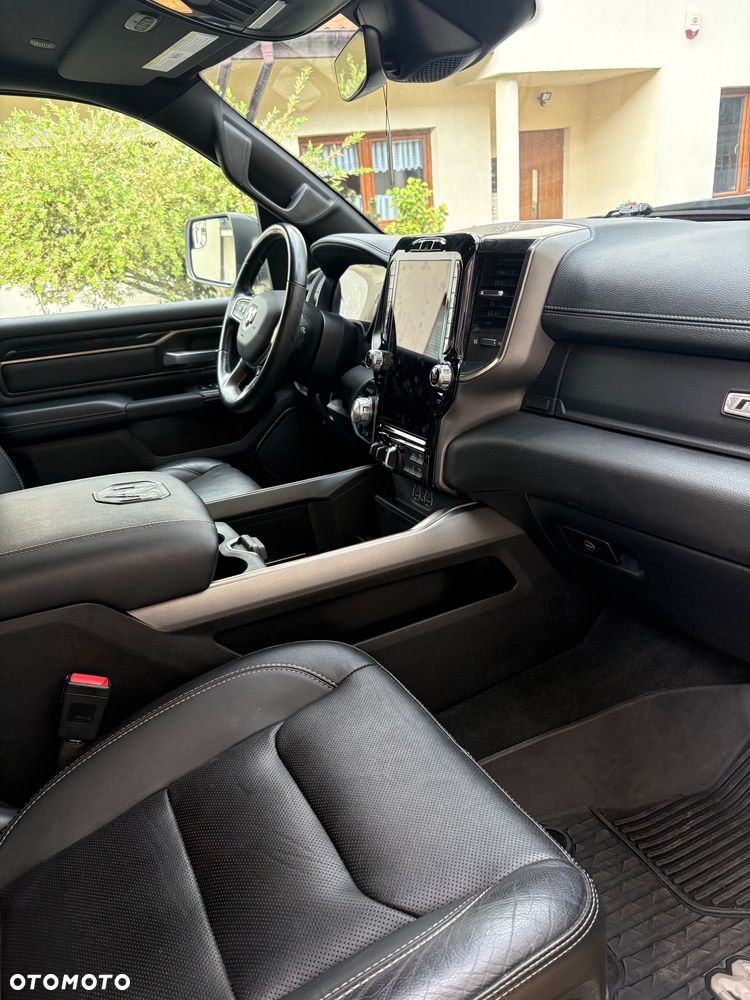 RAM 1500 Crew Cab Shortbed Rebel - 25