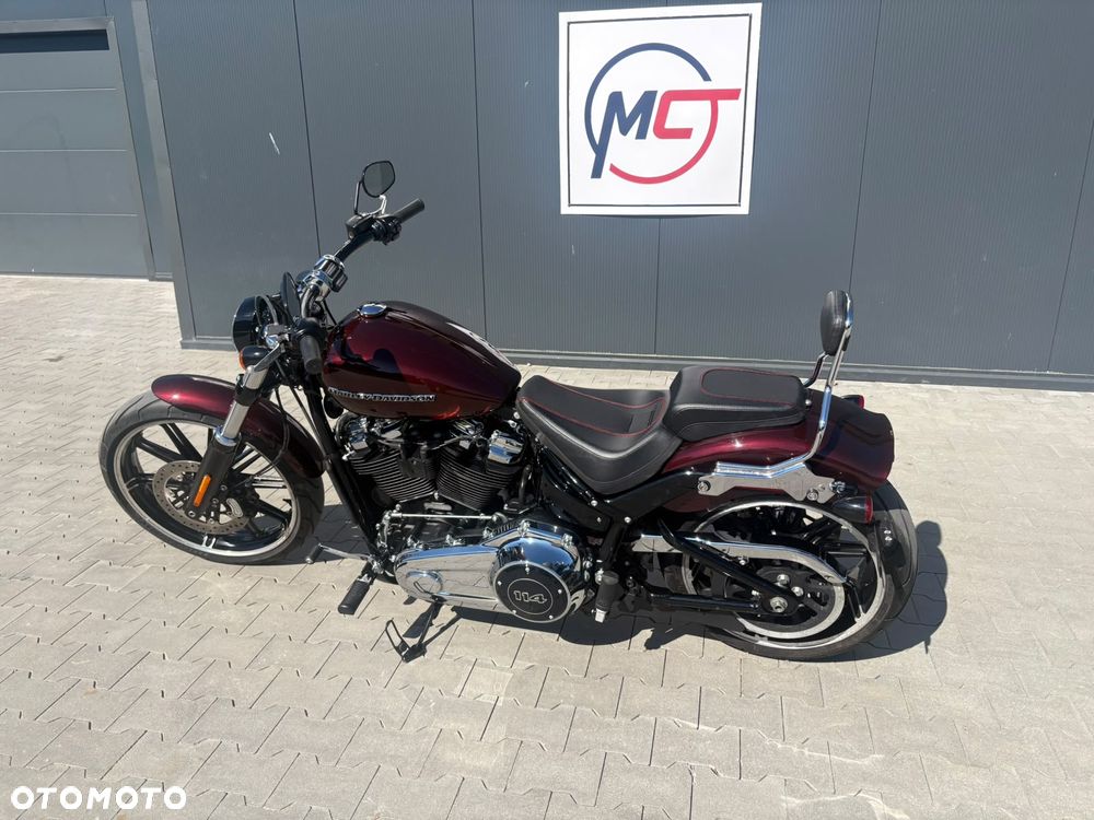 Harley-Davidson Softail Breakout - 6