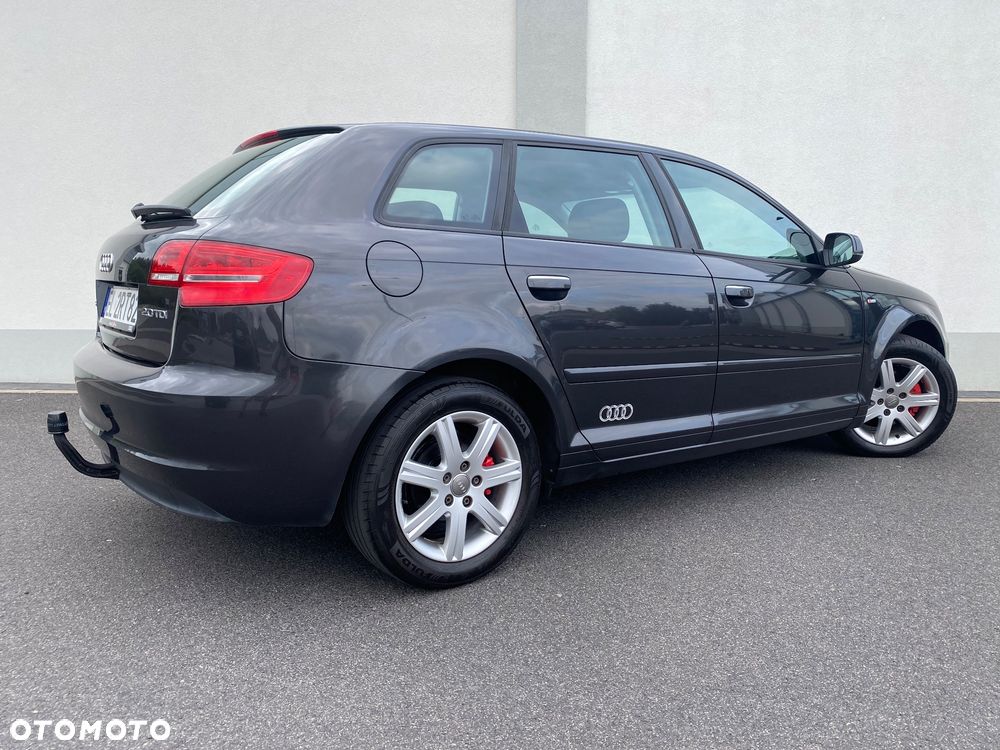 Audi A3 Sportback 2.0 TDI Ambiente - 10