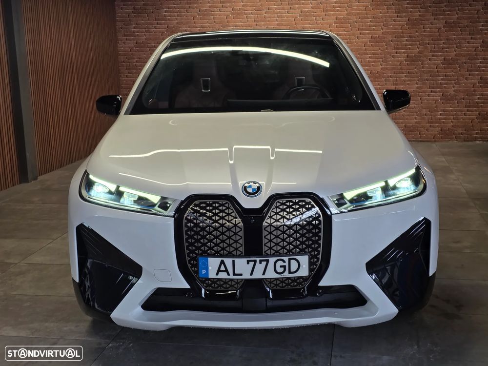 BMW iX xDrive 40 Pack Desportivo - 2