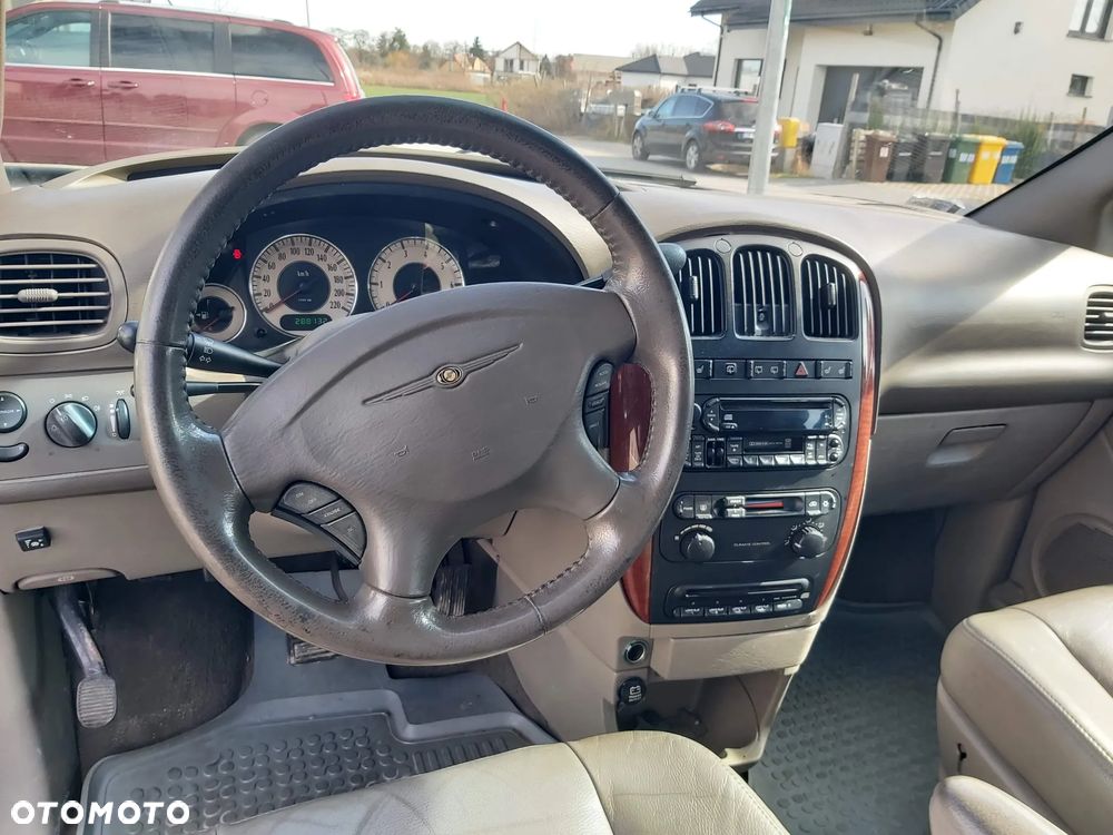 Chrysler Voyager - 5