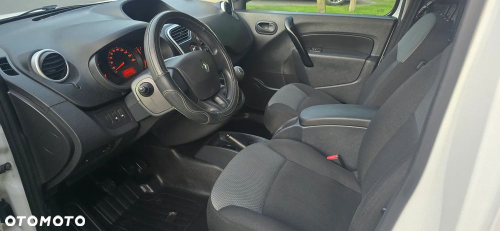Renault Kangoo BLUE dCi 115 LIMITED - 11