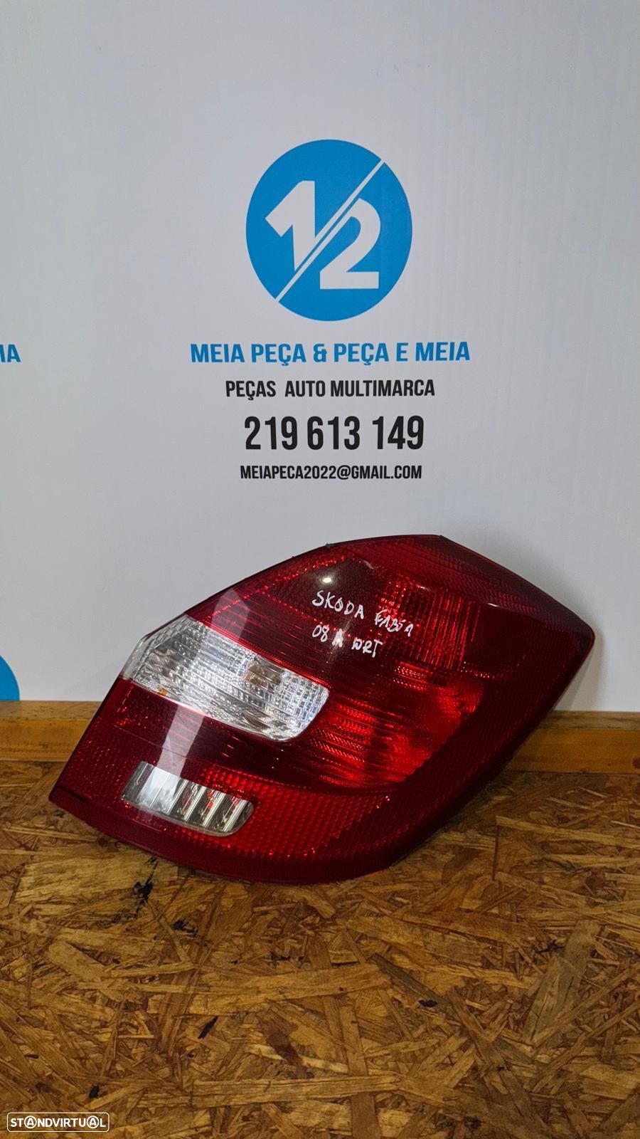 Farolim traseiro direito Skoda Fabia 2008 - 1