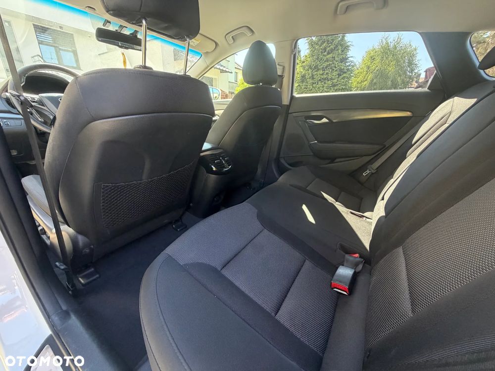 Hyundai i40 1.7 CRDi Comfort + - 12