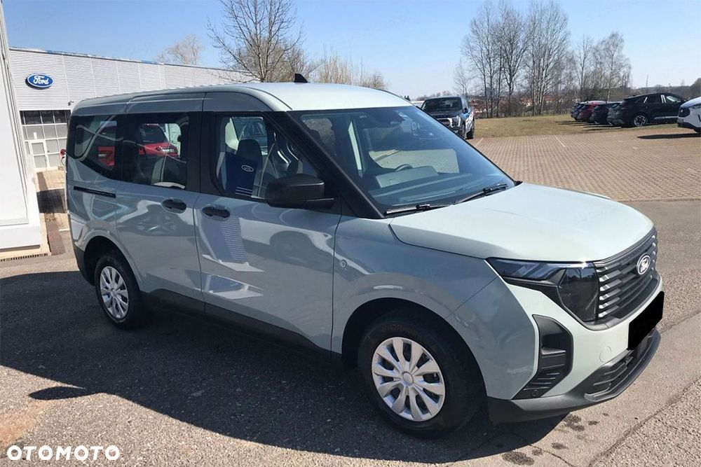 Ford Tourneo Courier - 2