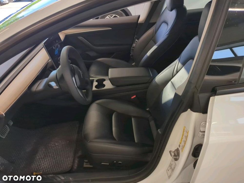 Tesla Model 3 Long Range RWD - 6
