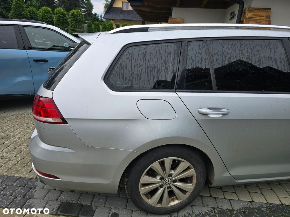 Volkswagen Golf 1.6 TDI BMT Comfortline - 6