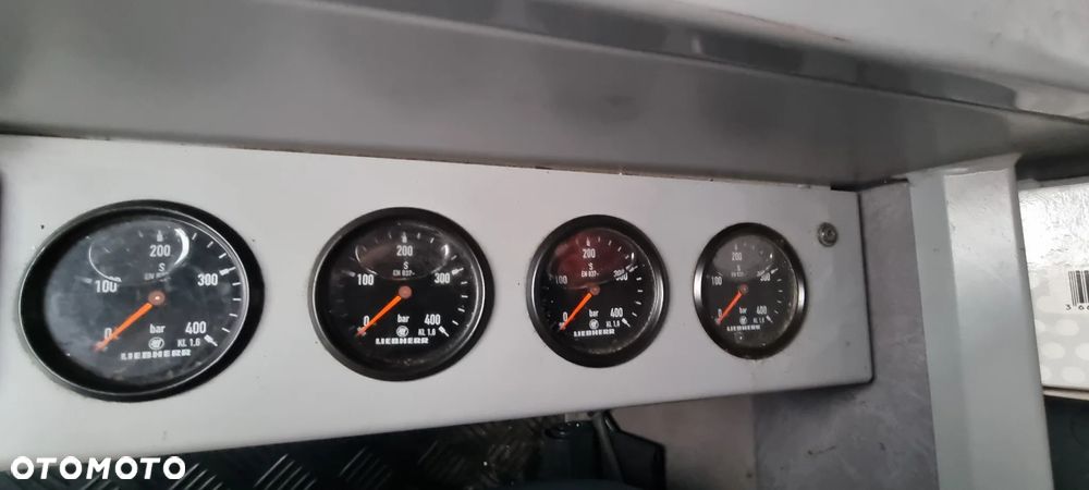 Liebherr LTM 1300 6-2 - 7