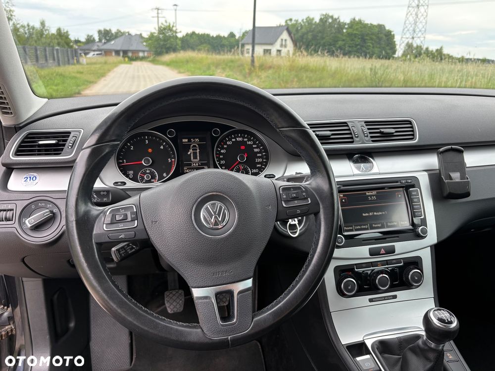 Volkswagen Passat 2.0 TDI BlueMotion Technology Highline - 5
