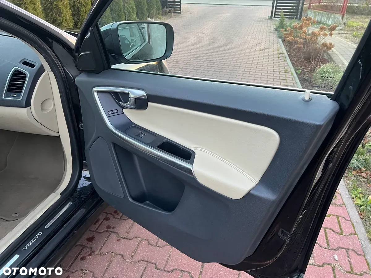 Volvo XC 60 - 26