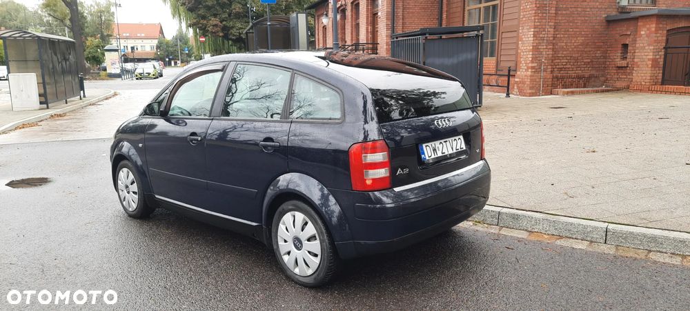 Audi A2 1.4 - 8