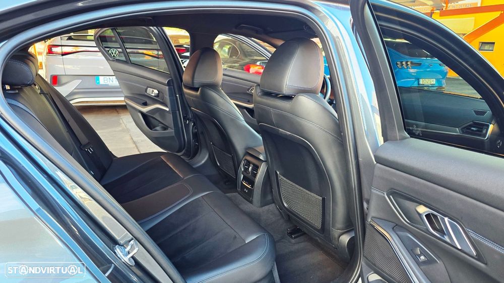 BMW 320 d Pack M Auto - 15