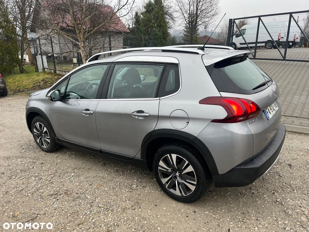 Peugeot 2008 PureTech 110 Stop&Start EAT6 GT-Line Edition - 18