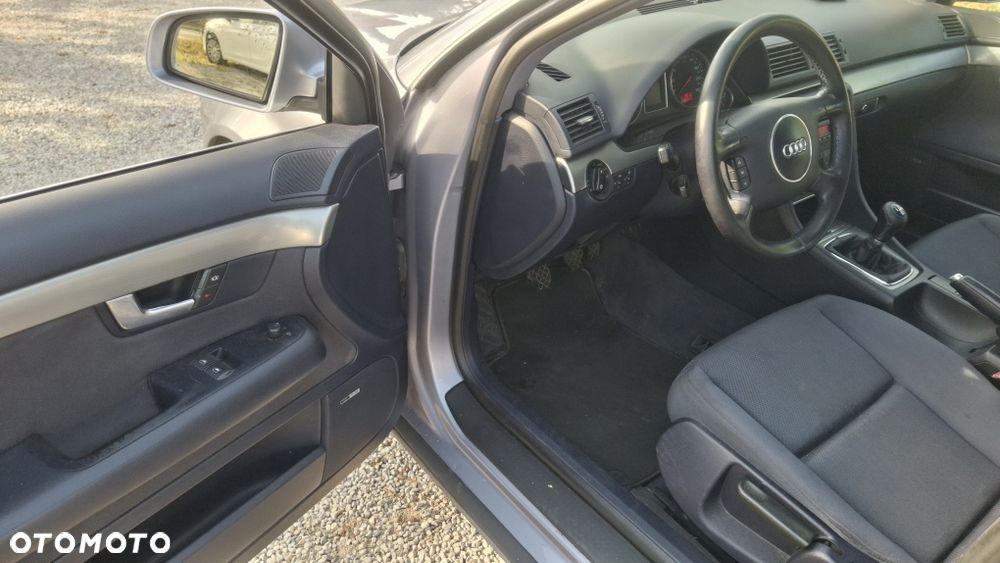 Audi A4 Avant - 5