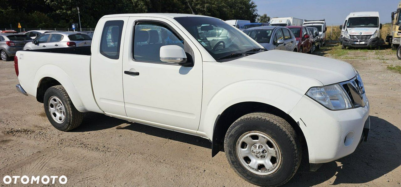Nissan Navara - 1