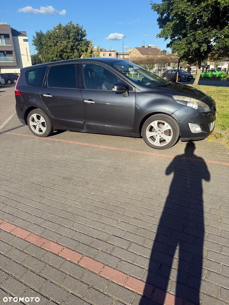 Renault Grand Scenic - 6