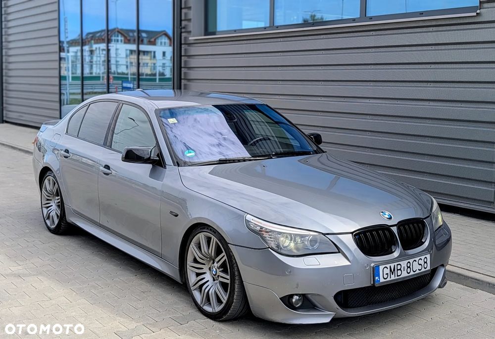 BMW Seria 5 530d Edition Sport - 11