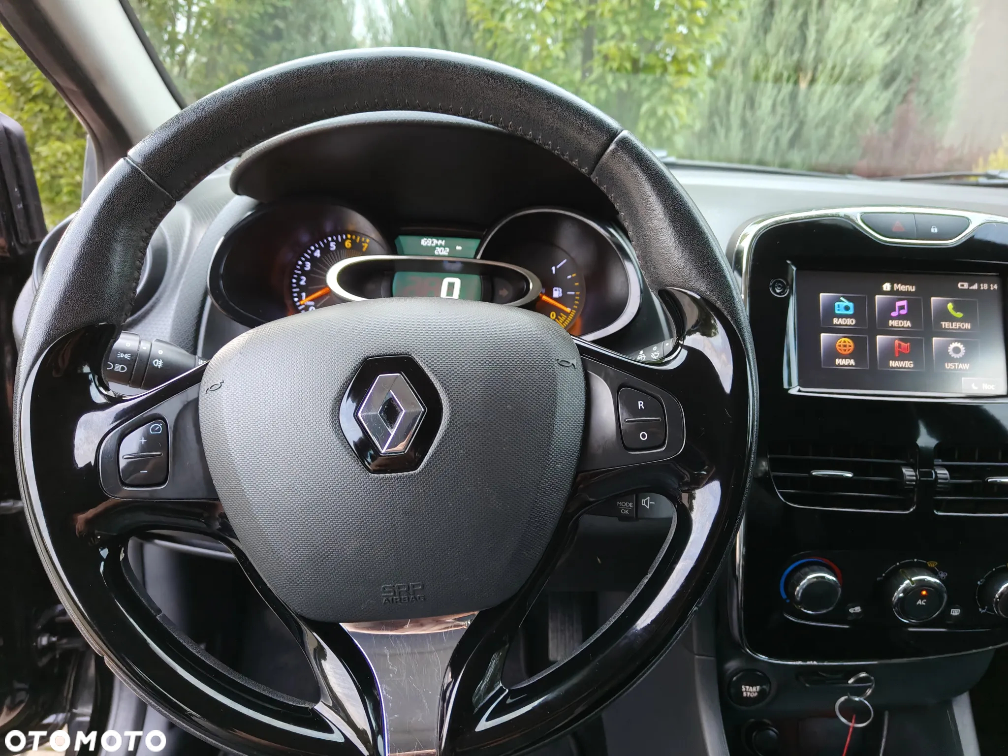 Renault Clio 1.2 16V 75 GPS - 23