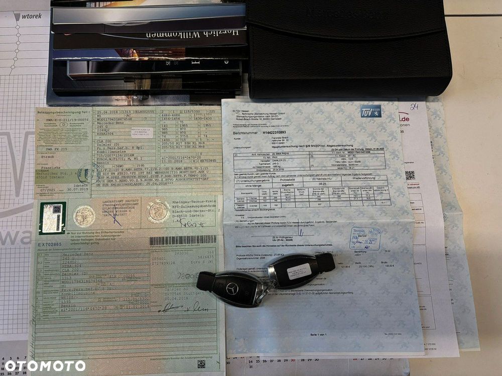 Mercedes-Benz CLA 200 AMG Line - 28