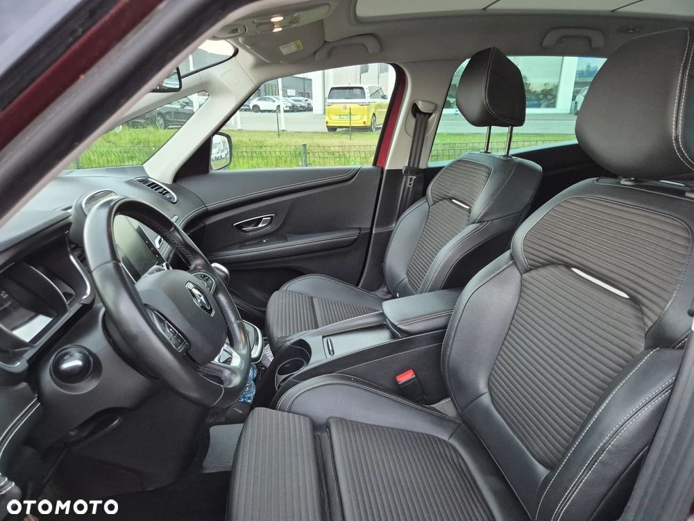 Renault Scenic - 11
