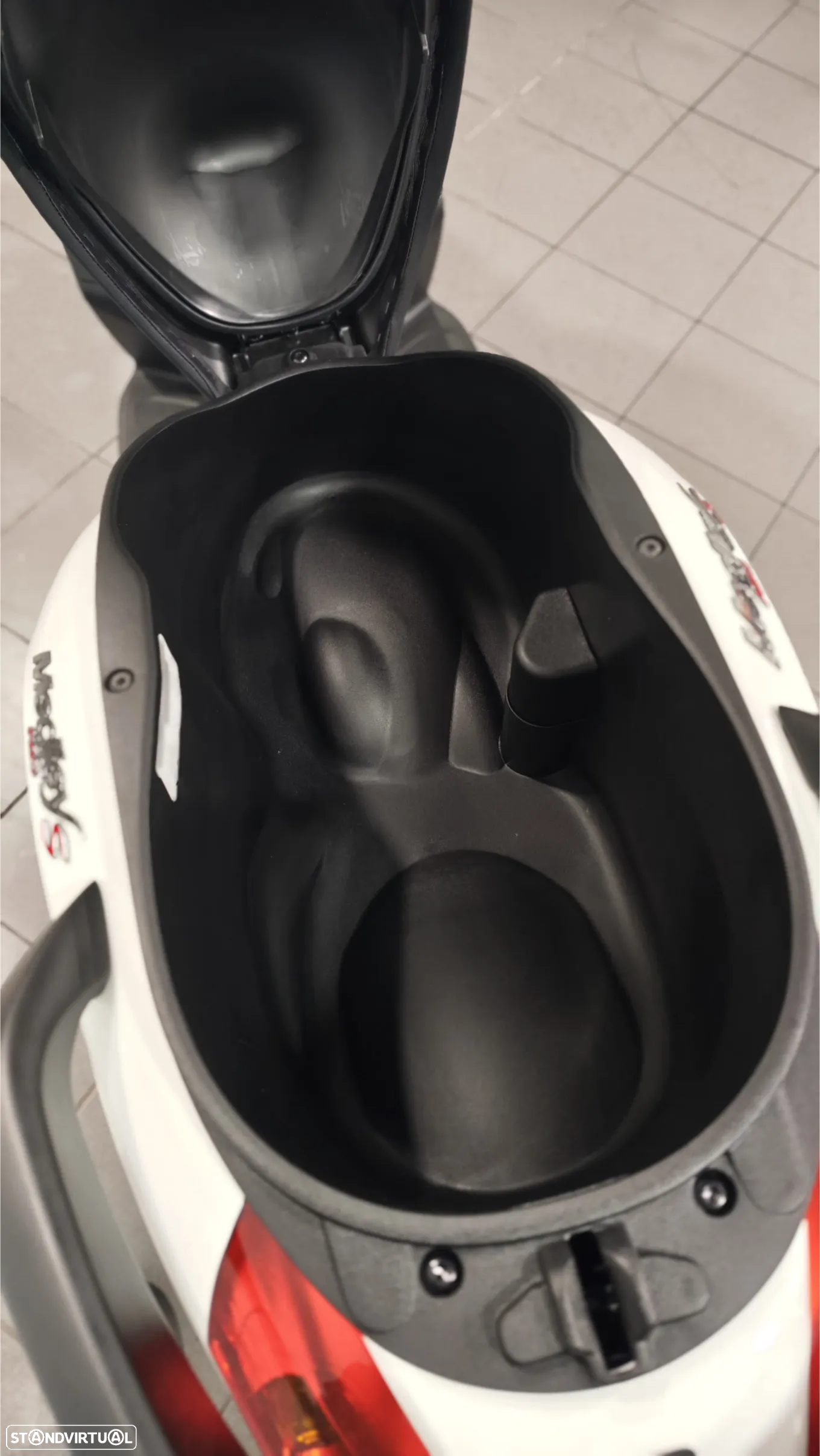 Piaggio Medley 125 S - 6