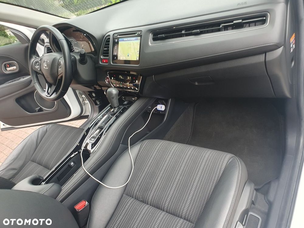 Honda HR-V 1.5 Executive (ADAS) CVT - 10