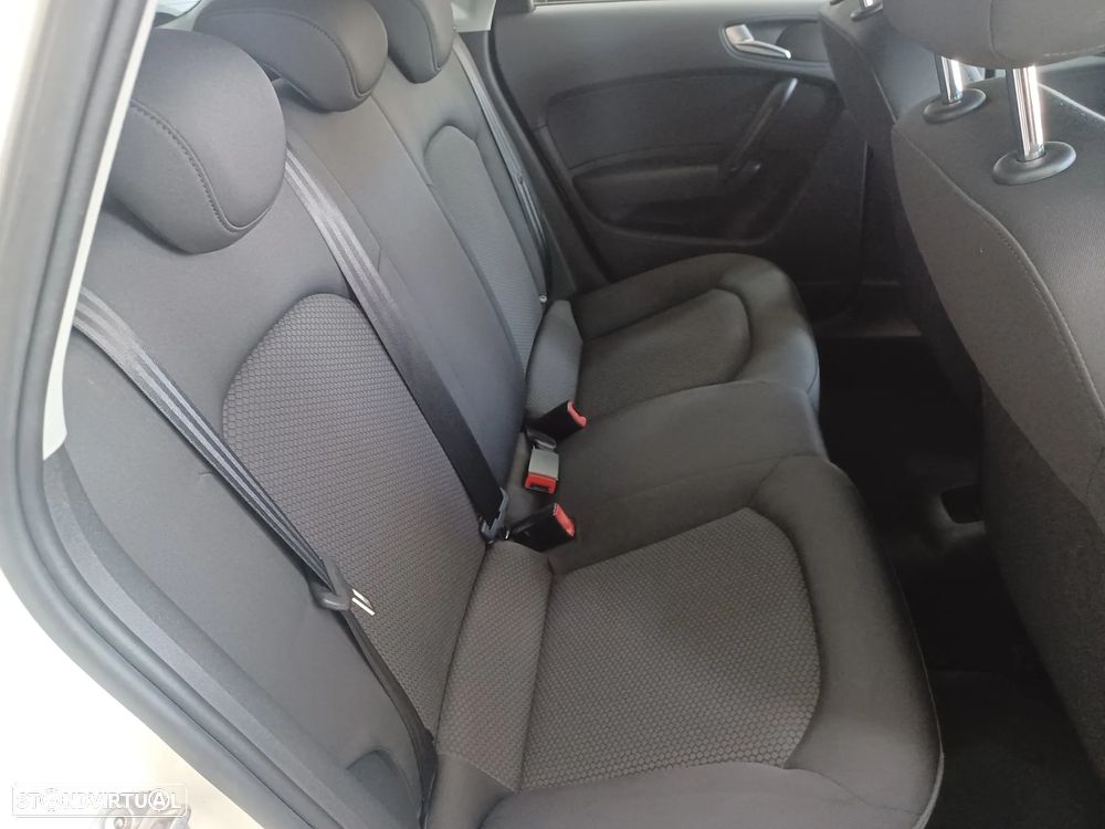 Audi A1 Sportback 1.6 TDI Advance - 18