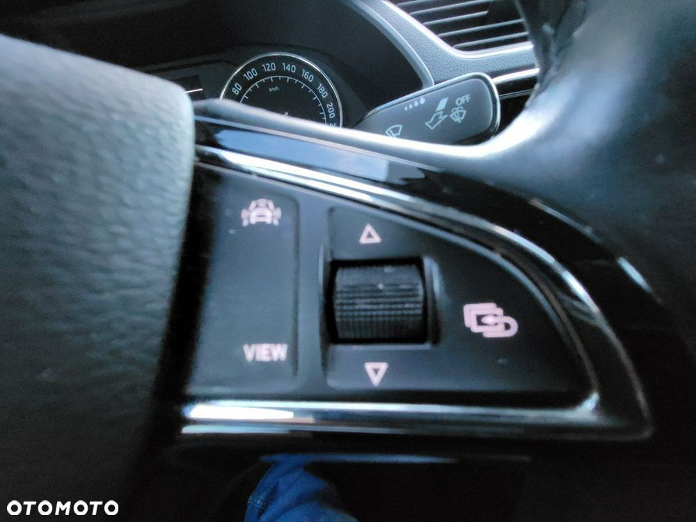 Skoda Superb 1.5 TSI ACT Ambition - 11