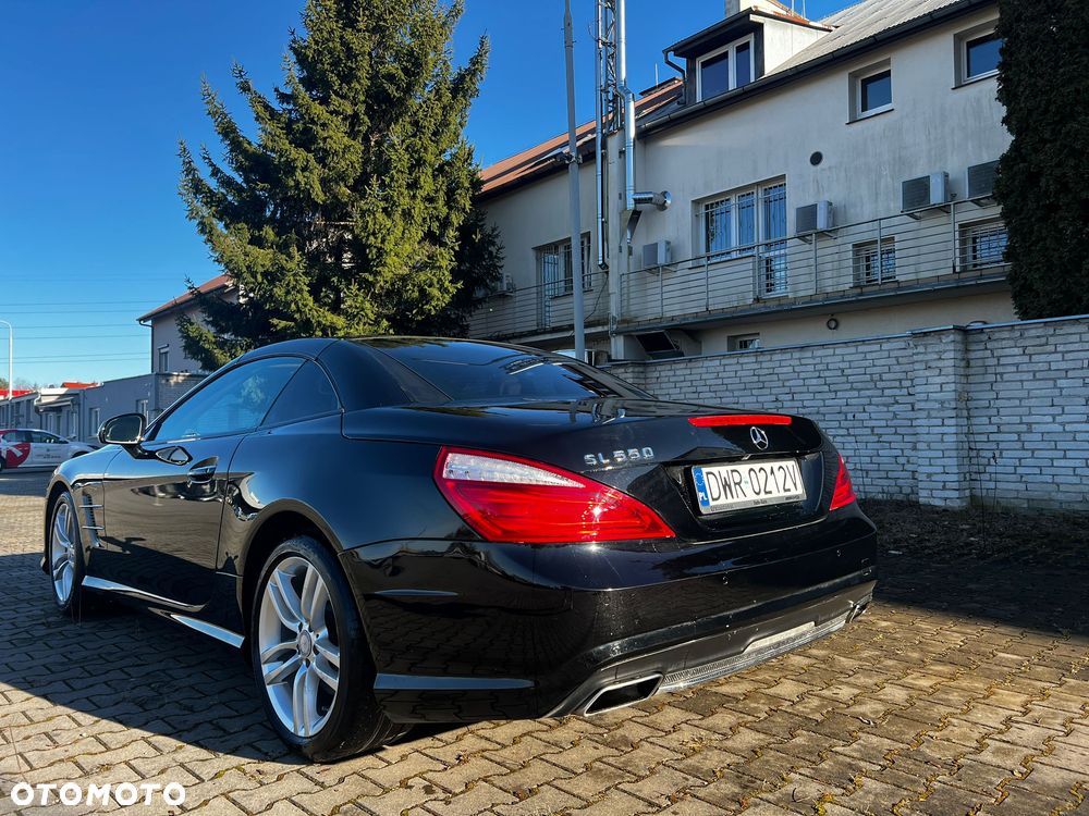 Mercedes-Benz SL - 37