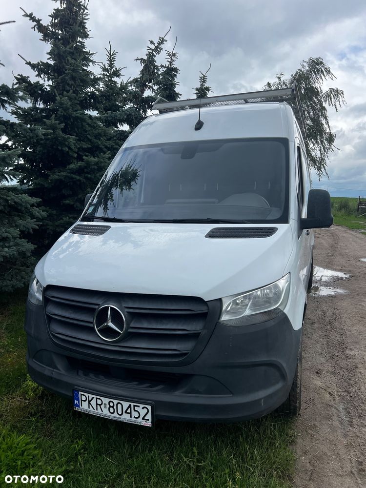Mercedes-Benz Sprinter - 1