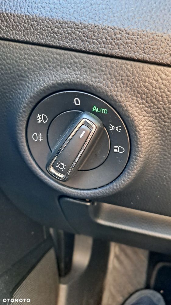 Skoda Superb 2.0 TDI Style DSG - 28