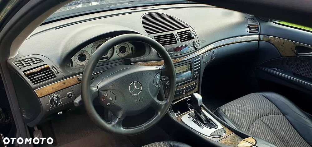 Mercedes-Benz Klasa E - 14