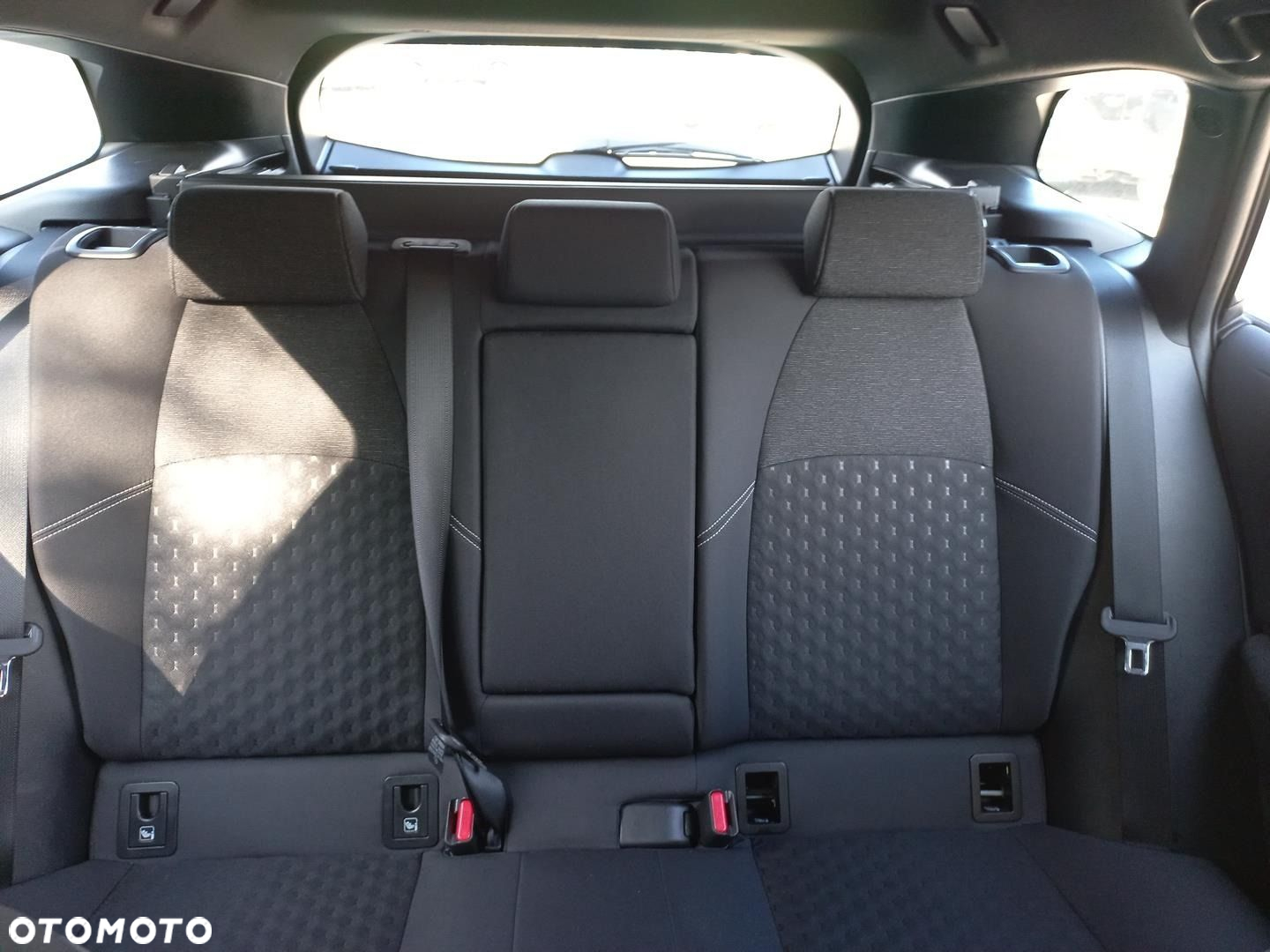Toyota Corolla - 16