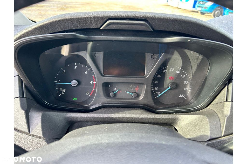 Ford Transit - 20